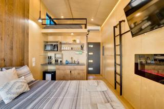 The Noble Fir Treehouse at Treetop Escapes - Wildwood - 9
