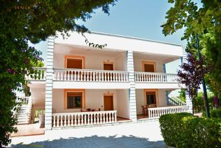 Vila Gridi- Apartamente me Qera - Spille - 4