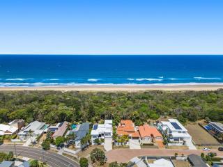 Beachfront Health Sanctuary - - 0
