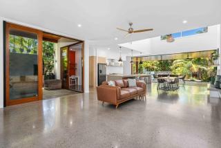 Beachfront Health Sanctuary - - 6