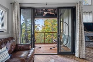 The Evergreen Treehouse with Winter Views - Wildwood - 8