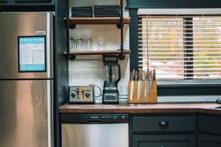 Summer Breeze at Willow Treehouse -Treetop Escapes - Wildwood - 3