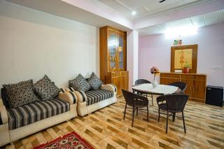 Riddhi Homestays Dharampur - - 4