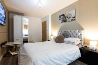 FIve Star Rated Condo - Manchester - 3