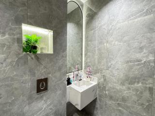 Smart Access Studio in Al Narjis - 65 TV - Riad - 5