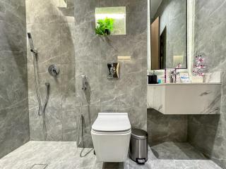Smart Access Studio in Al Narjis - 65 TV - Riad - 4