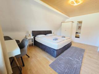 Ferienwohnung 2 - Nähe Phantasialand, Köln, Bonn - Weilerswist - 1