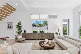 Swinton Palms House - 4