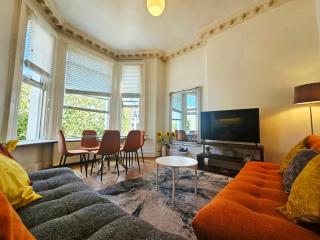 Charming Home with Private Balcony, on 1st floor, with 2 Bathrooms, 3 min walk to Earl's Court Station - Londra - 8