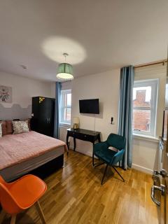 Central Chambers Suites - Suite 4 - Leek - 8