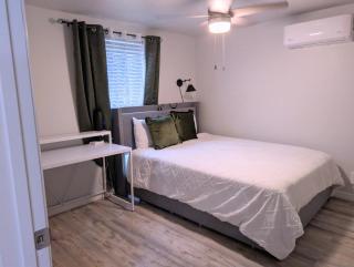 Cozy 2bd 2bth House Walk to Local Gems - Orlando - 2