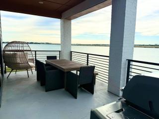 Balcony 3br Retreat With Lake View - Rowlett - 8