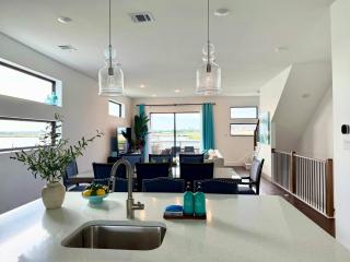 Balcony 3br Retreat With Lake View - Rowlett - 5