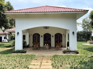 Van Kouwenhoven Hostel - Diriamba - 0