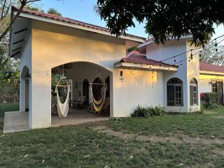 Van Kouwenhoven Hostel - Diriamba - 7