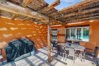 La Quinta Vacation Pool Home - 2