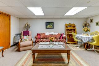 2 Mi to Walden Galleria Apartment with Patio - Buffalo - 7