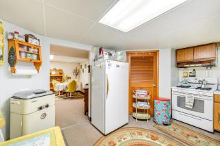 2 Mi to Walden Galleria Apartment with Patio - Buffalo - 2