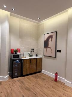 شقة بتصميم أنيق ودخول ذكي - Riyad - 5