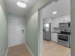 Riverfront Condo w Water Views-Heated Pool - Port Charlotte - 4