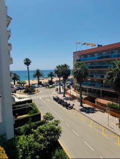 Lujoso piso enfrente de playa de Fenals, 2 terrazas - Lloret de Mar - 2