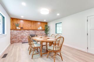1 Mi to University of Arkansas Home with Large Yard - Fayetteville - 5