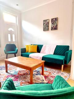 Cosy Lincoln Home Sleeps 6 - Boultham - 9