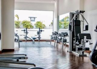 Swanky 1 Bedroom Apt at The Gallery with Fast Internet & Gym - Accra - 7