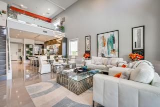 Summerlin Luxury-Modern Home with Pool and Cabana! - Las Vegas - 6