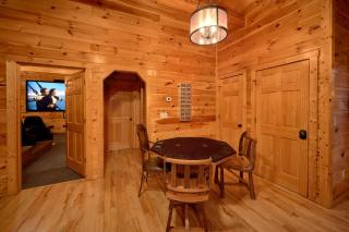 Misty Mountain Lodge Holiday home - Gatlinburg - 5