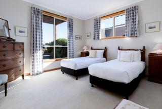 Old-School Charm Meets Beachside Bliss - George Town - 8