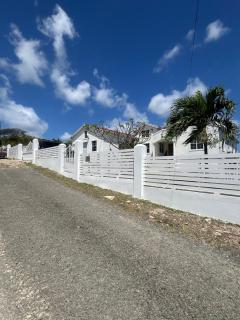 Oceanview Long Bay Studio - Sleeps up to 3 - Saint Johnʼs - 3