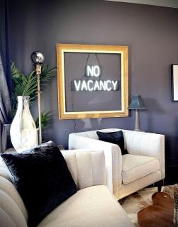 Cozy 4-Bedroom Apartment in Evanston - Evanston - 9