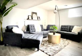 Cozy 4-Bedroom Apartment in Evanston - Evanston - 6
