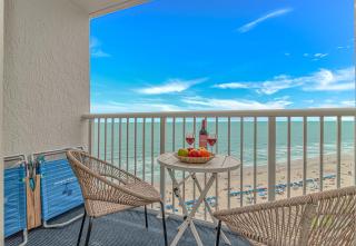 Oceanfront Resort Escape, Pools, Hot Tubs, Direct Beach Access - Myrtle Beach - 4