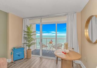 Oceanfront Resort Escape, Pools, Hot Tubs, Direct Beach Access - Myrtle Beach - 1