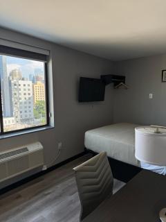 Hotel The Villa - Long Island City - Queens - 2