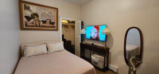 Luxurious Apartment at Colonial Townhouse - 1