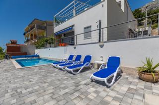Family-friendly apartments with swimming pools Zavode, Omis - 1021 - Lokva Rogoznica - 8