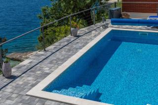 Family-friendly apartments with swimming pools Zavode, Omis - 1021 - Lokva Rogoznica - 3