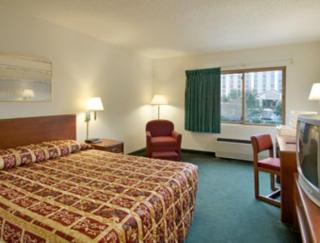 Super 8 by Wyndham Elgin - Elgin - 9