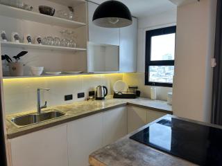 Amplio, elegante y céntrico departamento a metros del mar - Mar del Plata - 6