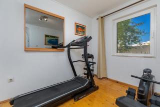 Family friendly house with a swimming pool Makarska - 23571 - 1