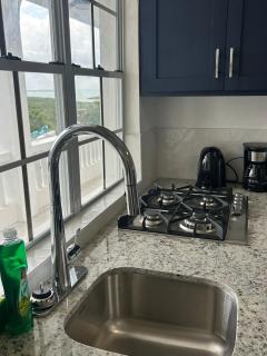 Dickenson Bay Retreat Oveanview - Sleeps up to 5 - 6