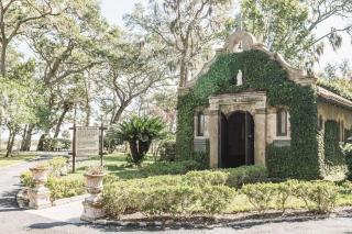 The Emerald -Dog-Friendly -Fire Pit -Vintage Vibes - St. Augustine - 1