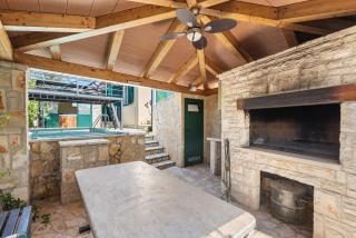 Villa Valencan 2 - 1