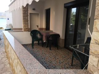 Apartments by the sea Zubovici, Pag - 23921 - 2