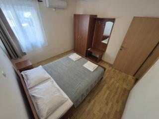 Apartments by the sea Zubovici, Pag - 23921 - Zubovići - 1