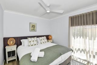 Sunset Lake House - Your Dream Family Getaway - - 2