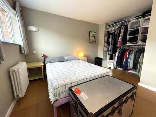 Trendy Easton Escape with Parking - Bristol - 5